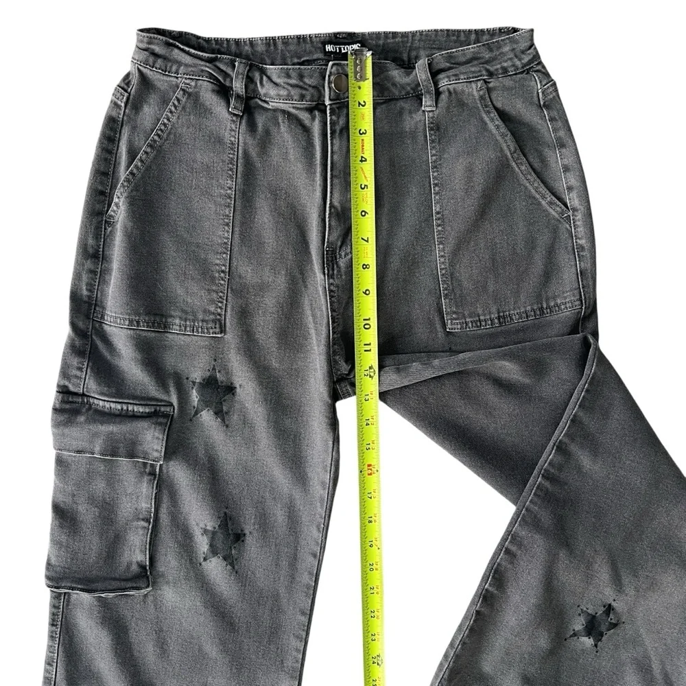 Hot Topic Gray Star Cargo Pants Womens 13 Grunge 90s Y2K Inspired High Rise - Picture 10 of 13